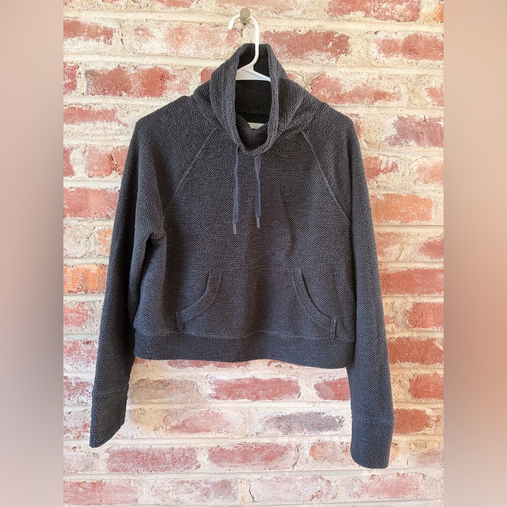 Offline by aerie mock neck sweatshirt Cozy size xs Women's